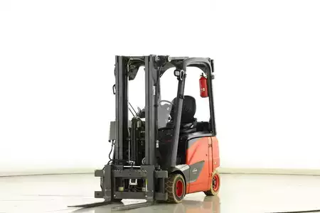 Elektro čtyřkolový VZV 2017  Linde E-20-PH-02 (386) (1)