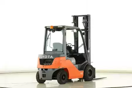 Wózki widłowe diesel 2020  Toyota 52-8-FDF-20 (2)