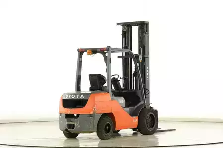 Carrelli elevatori diesel 2018  Toyota 02-8-FDJF-35 (2)