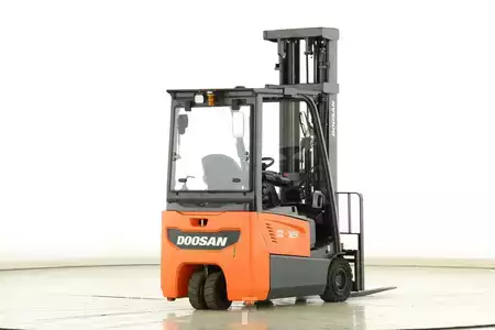 Elektromos 3 kerekű 2018  Doosan B-15-T-7 (2)