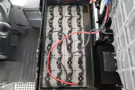 Elektromos 3 kerekű 2018  Doosan B-15-T-7 (3)