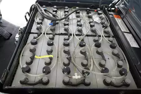 Eléctrica de 3 ruedas 2021  Toyota 8-FBEK-16-T (3)