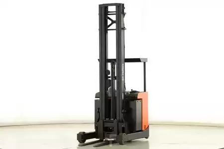 Reach Trucks 2018  Toyota RRE-160-B (1)