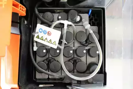 Apilador eléctrico 2021  Toyota SWE-080-L (4)