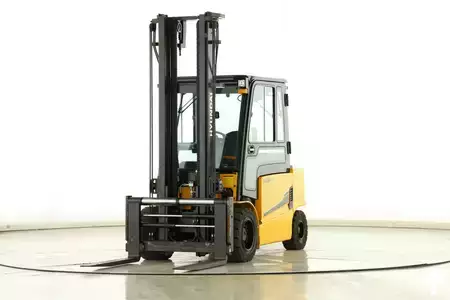 Elektro 4 Rad 2021  Hyundai 50-B-9 (1)