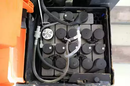 Apilador eléctrico 2021  Toyota SWE-080-L (3)