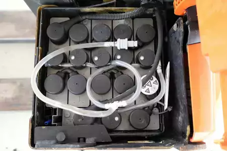 Apilador eléctrico 2021  Toyota SWE-080-L (4)