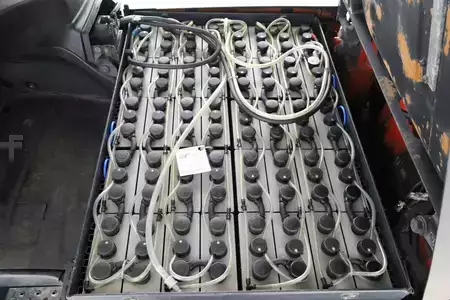 Elektro čtyřkolový VZV 2017  Linde E-30-01 (387) (3)