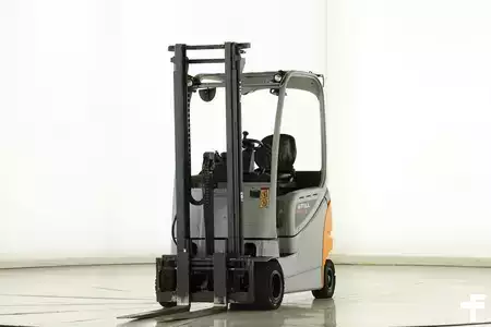 Eléctrica de 4 ruedas 2018  Still RX-60-18 (1)
