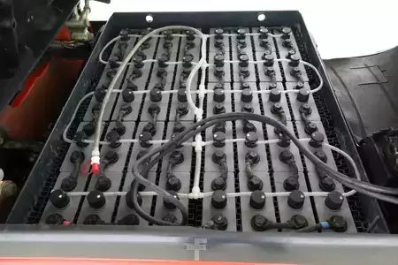 Eléctrica de 4 ruedas 2012  Linde E-25-L-01 (387) (4)