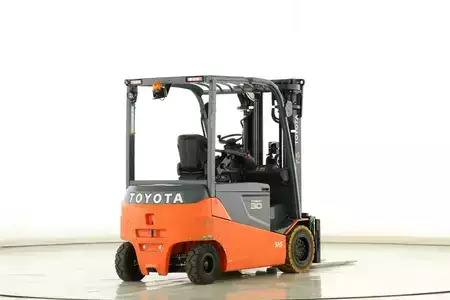 Carrelli elettrici 4 ruote 2021  Toyota 8-FBMT-30 (2)