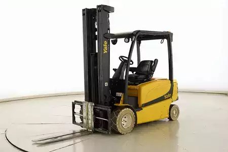 Eléctrica de 4 ruedas 2014  Yale ERP-30-VL-E-2645 (5)