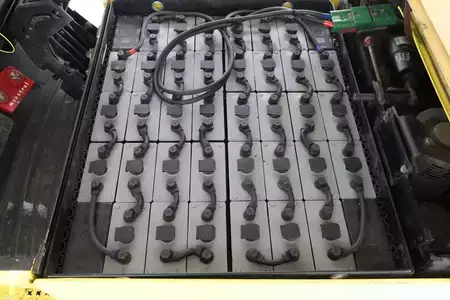 Carrelli elettrici 4 ruote 2000  Hyster J-2.50-XM (3)
