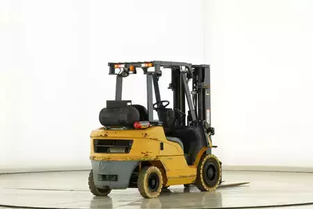 Nestekaasutrukki 2016  CAT Lift Trucks GP-25-NT (2)