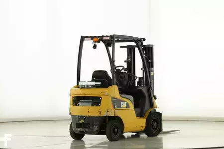 Treibgasstapler 2011  CAT Lift Trucks GP-15-N (2)