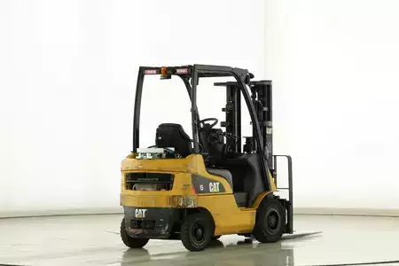 Treibgasstapler 2011  CAT Lift Trucks GP-15-N (2)