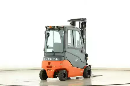 Electric - 4 wheels 2019  Toyota 8-FBM-20-T (2)