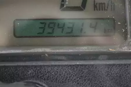 Carrelli elettrici 4 ruote 2002  Toyota FBMF-30 (7)