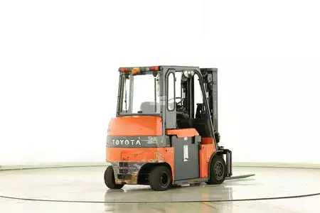 Carrelli elettrici 4 ruote 2006  Toyota 7-FBMF-35 (2)