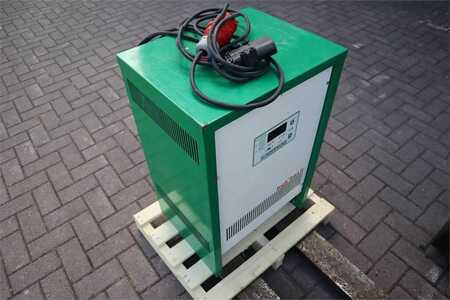 Sideloaders - Yale MR16 Electric, 1600kg Capacity, 5.000mm Lifting H (6)