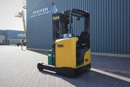Chariot latéral - Yale MR16 Electric, 1600kg Capacity, 5.000mm Lifting He (8)