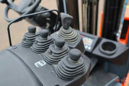 Wózki widłowe diesel - Toyota 8FBM16T Valid inspection, *Guarantee! Electric, 5 (10)