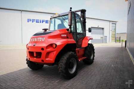 Maastotrukki - Manitou M30-4 Diesel, 4x4 Drive, 3t Capacity, Triplex Mast (2)