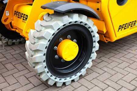 Telescopic forklift rigid - JCB 525-60E Valid inspection, *Guarantee! Fully Electr (17)