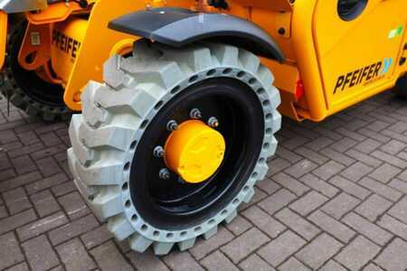 Telescopic forklift rigid - JCB 525-60E Valid inspection, *Guarantee! Fully Electr (18)