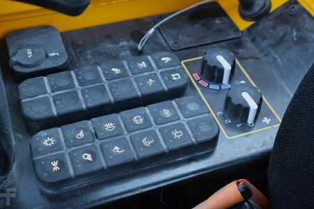 Wózki teleskopowe sztywne - JCB 525-60E Guarantee! Fully Electric, 2500kg Capacity (14)