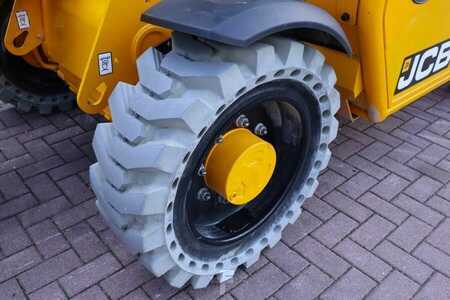 Wózki teleskopowe sztywne - JCB 525-60E Guarantee! Fully Electric, 2500kg Capacity (16)