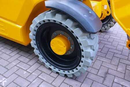 Wózki teleskopowe sztywne - JCB 525-60E Guarantee! Fully Electric, 2500kg Capacity (19)