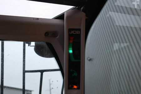 Wózki teleskopowe sztywne - JCB 535-125 Diesel, 4x4x4 Drive, 12.5m Lifting Height, (12)