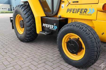 Wózek terenowy - JCB 926 Diesel, 4x4 Drive, Triplex mast, 5500mm Liftin (13)