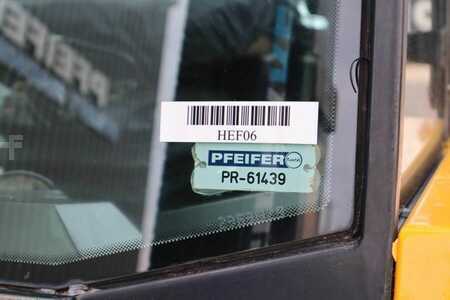 Wózek terenowy - JCB 926 Diesel, 4x4 Drive, Triplex mast, 5500mm Liftin (16)