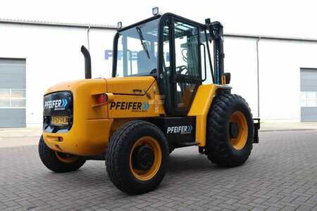 Wózek terenowy - JCB 926 Diesel, 4x4 Drive, Triplex mast, 5500mm Liftin (2)