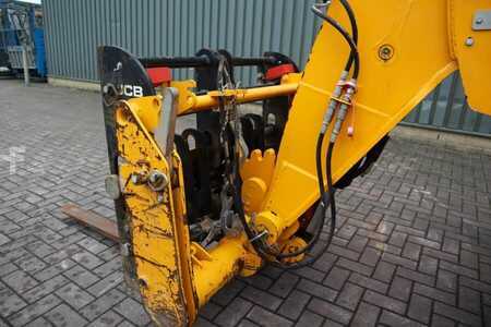 Wózki teleskopowe sztywne - JCB 540-140 HI VIZ Diesel Stage V, 4x4x4 Drive, 13.8m (11)