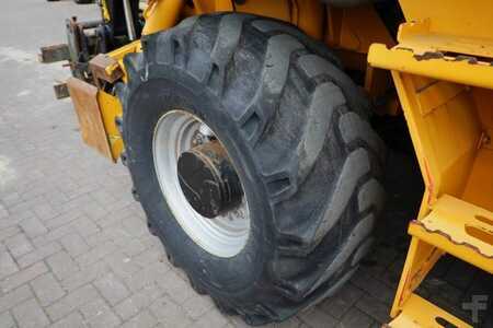 Empilhador telescópico-Fixo  Manitou MRT2150 Privilege Diesel, 4x4 Drive And 4-Wheel St (20)