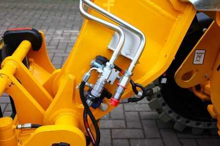 Wózki teleskopowe sztywne - JCB 525-60E Valid inspection, *Guarantee! Fully Electr (10)