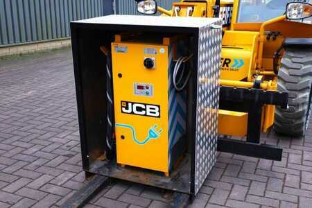 Wózki teleskopowe sztywne - JCB 525-60E Valid inspection, *Guarantee! Fully Electr (11)