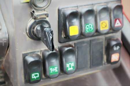 Terénní vysokozdvižný vozík - Manitou M30-4 Diesel, 4x4 Drive, 3t Capacity, Triplex Mast (11)