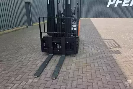 Empilhador diesel 2023  Doosan B30X-7 Plus Electric, 3 Tons Capacity, Lift Height (13)