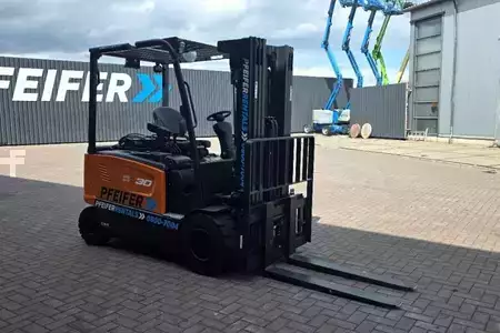Empilhador diesel 2023  Doosan B30X-7 Plus Electric, 3 Tons Capacity, Lift Height (9)