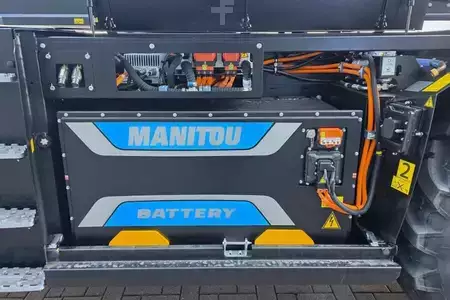 Ładowarki teleskopowe 2026  Manitou MRT2660 360E 100% Electric 65 kWh Lithium-Ion Batt (5)