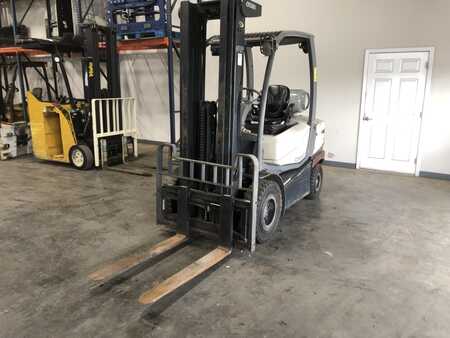 Propane Forklifts 2012  Crown C51050-50 (1)