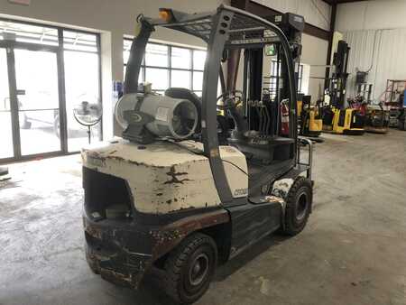 Propane Forklifts 2012  Crown C51050-50 (3)
