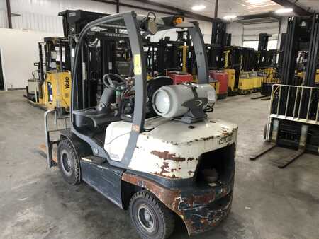 Propane Forklifts 2012  Crown C51050-50 (4)