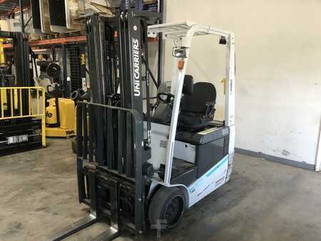3 Wheels Electric 2013  Unicarriers TX30 (2)