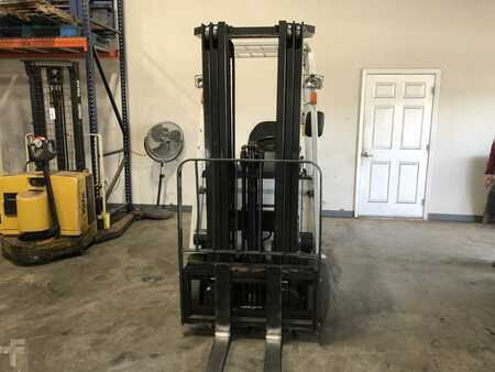 3 Wheels Electric 2013  Unicarriers TX30 (5)