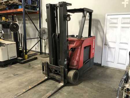 Apilador conductor incorporado 2016  Raymond 425-C50TT (1)